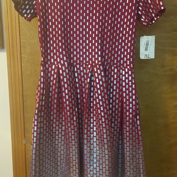LuLaRoe AMELIA Red and Silver Patterned Dress - Picture 1 of 4